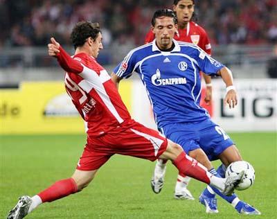 现得更加稳 现得更加稳